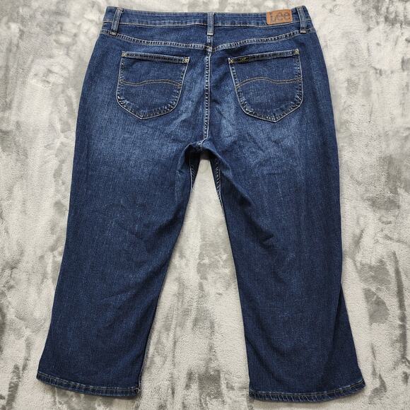 Lee Jeans Womens 18M Blue Dark Wash Mid Rise Capri Stretch Denim Casual Preppy - Picture 4 of 14